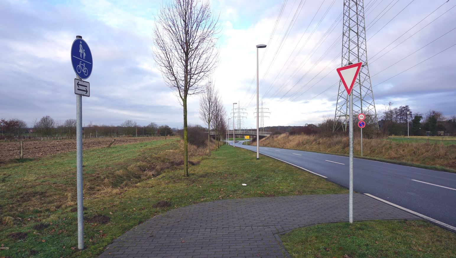 Fu- und Radweg endet vor der Brcke